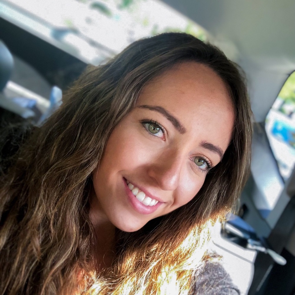 Meet your Posher, Alyssa